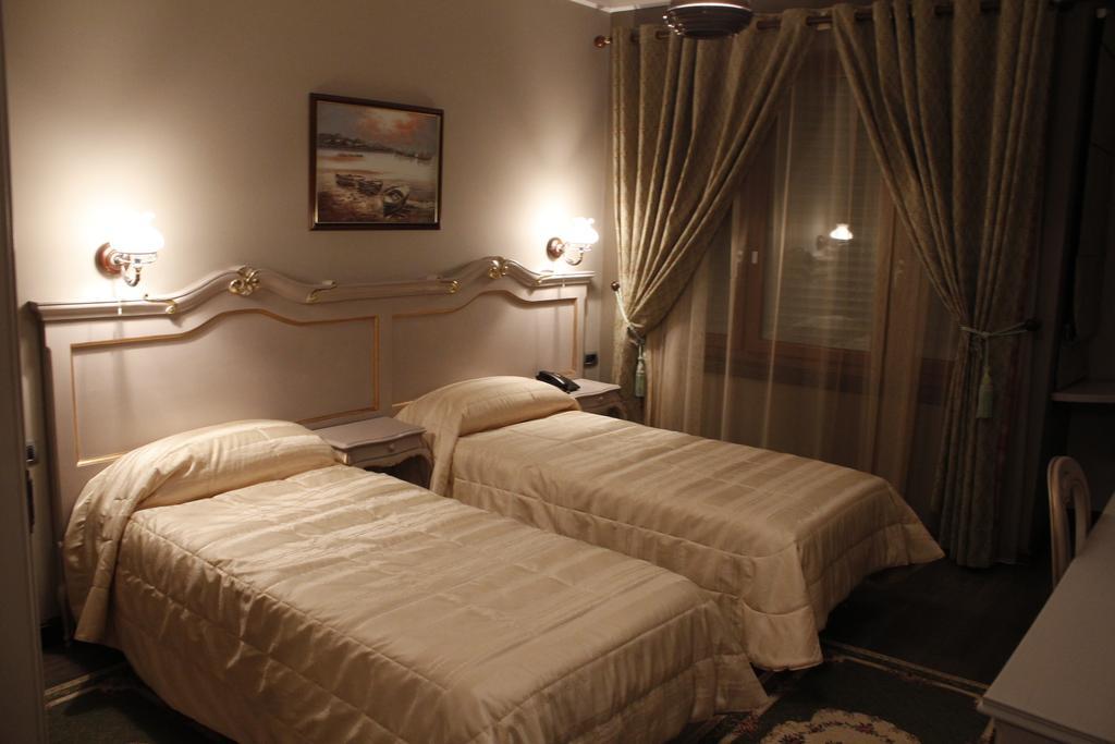 Hotel Victoria Tirana Extérieur photo